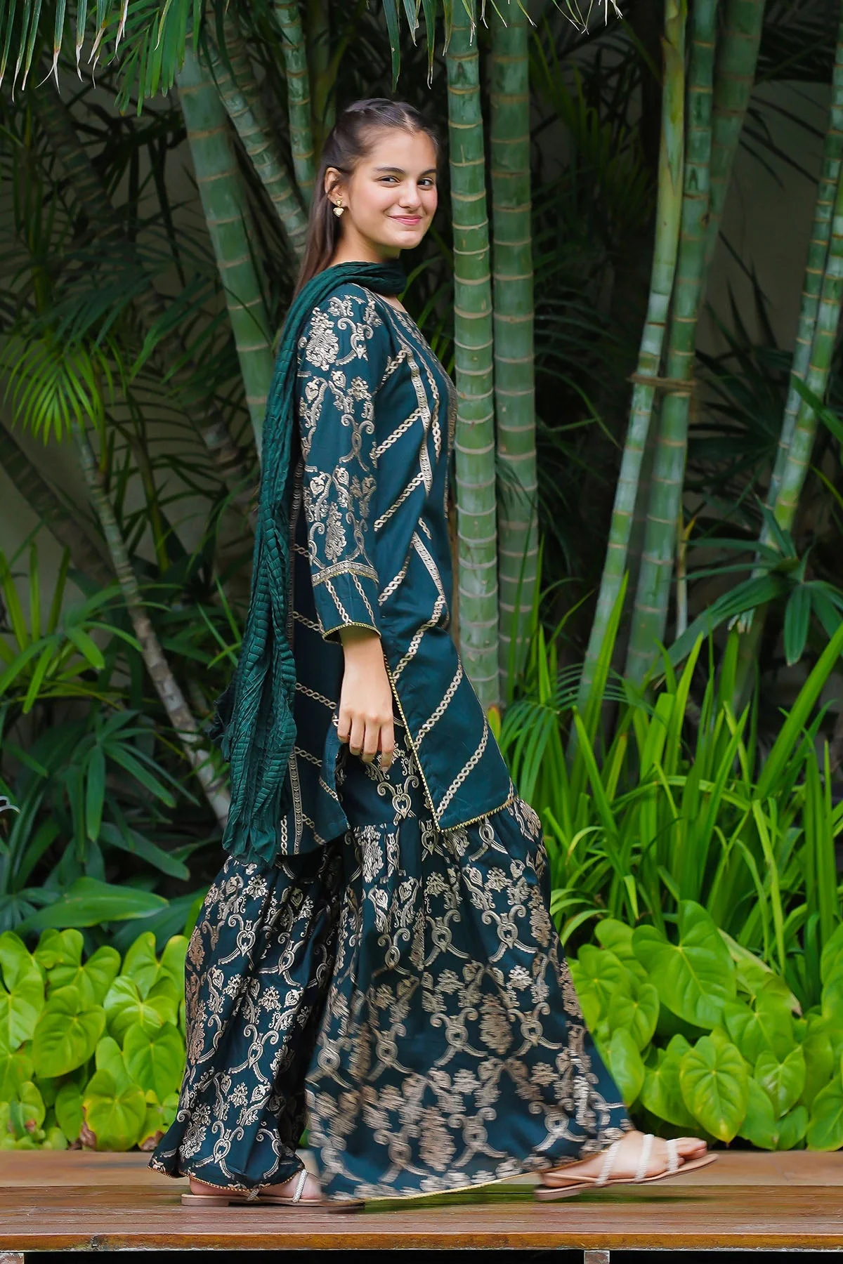 Girls Stitched 3 Piece PC 34 J(160) - Image 3